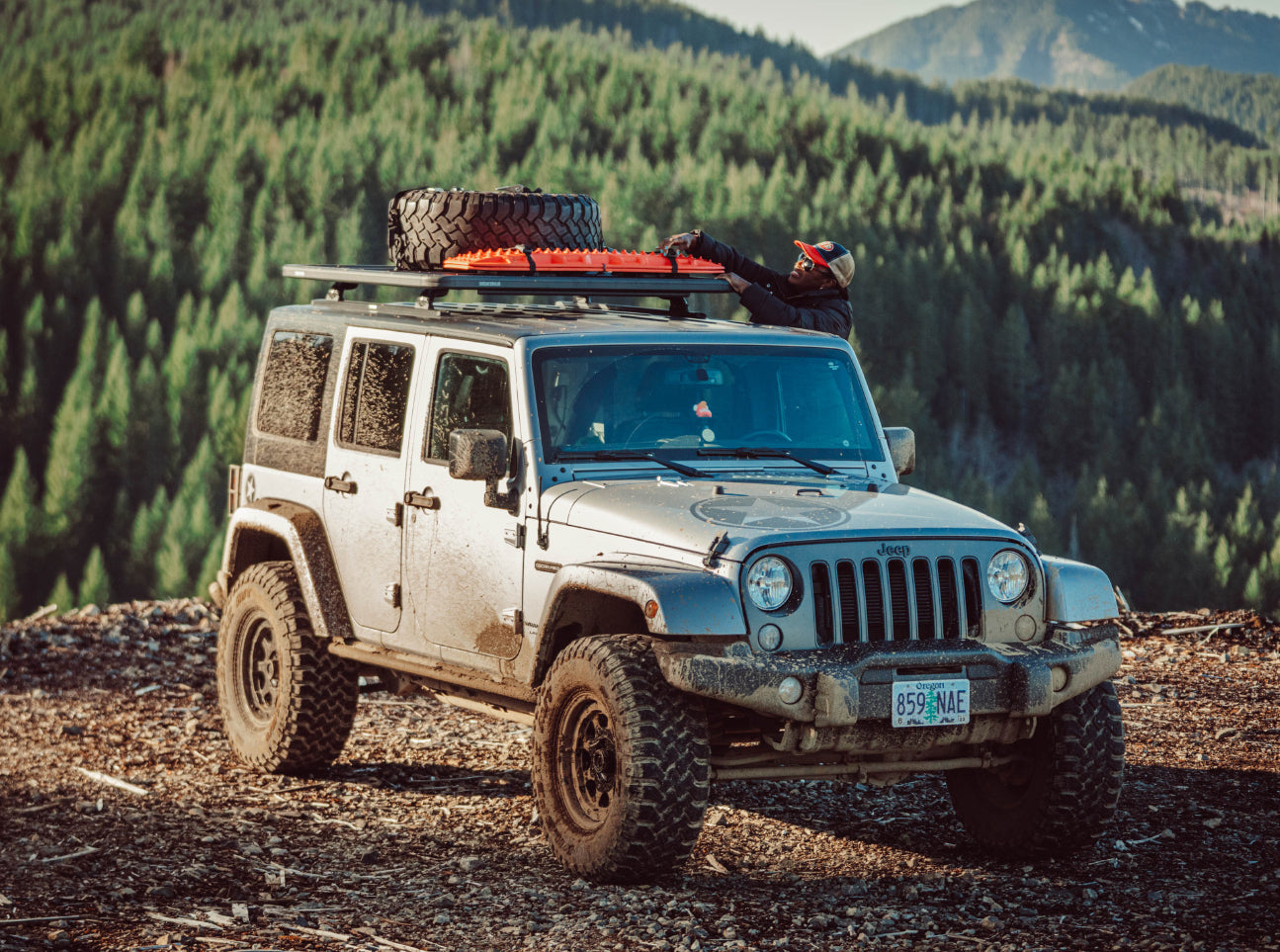 Whispbar RibCage JK 4DR binari tetto Jeep