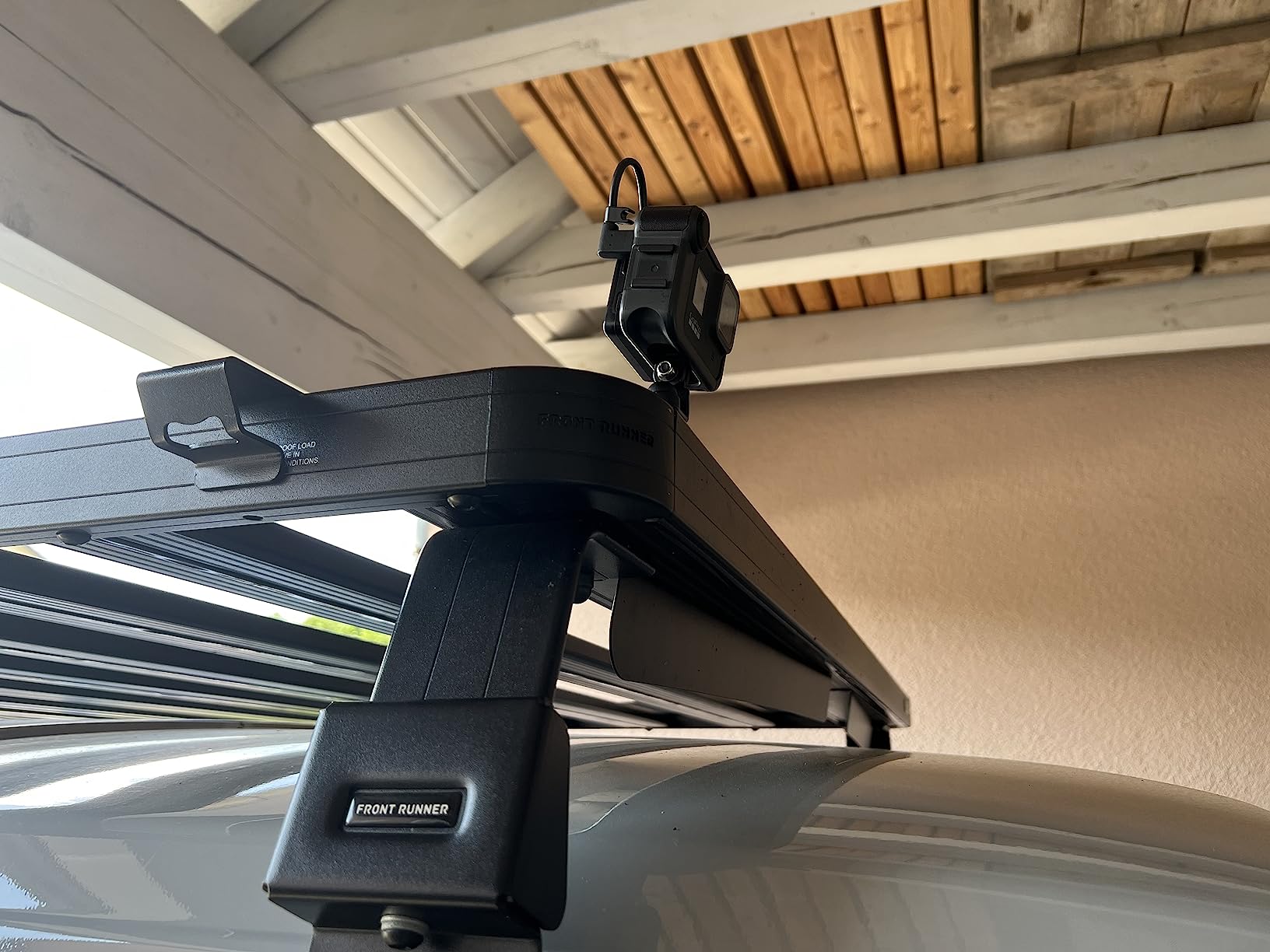 Front Runner Slimline II supporto GoPro barre tetto acciaio