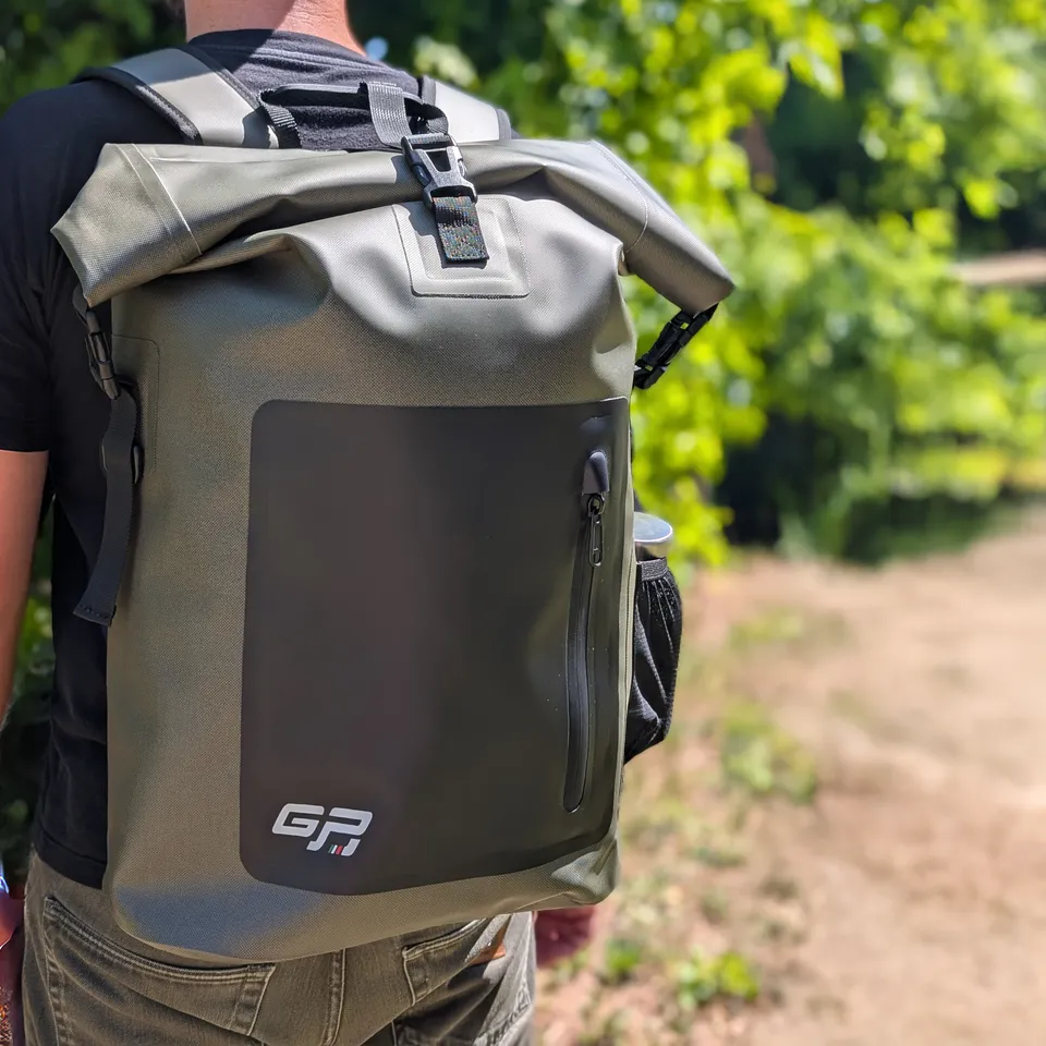G.P. Rolltop Zaino 30L Impermeabile Porta Laptop