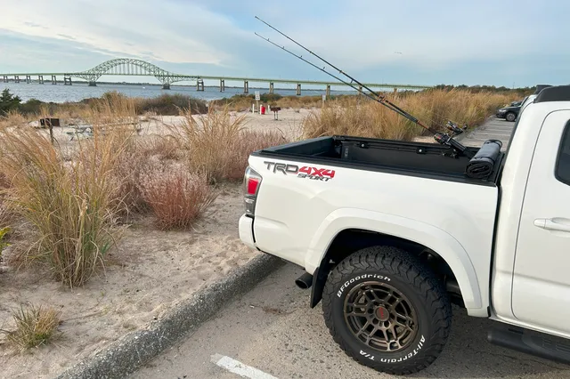 X-Rack X-Rocket Fishing Rod Holder portacanne Tundra Tacoma alluminio