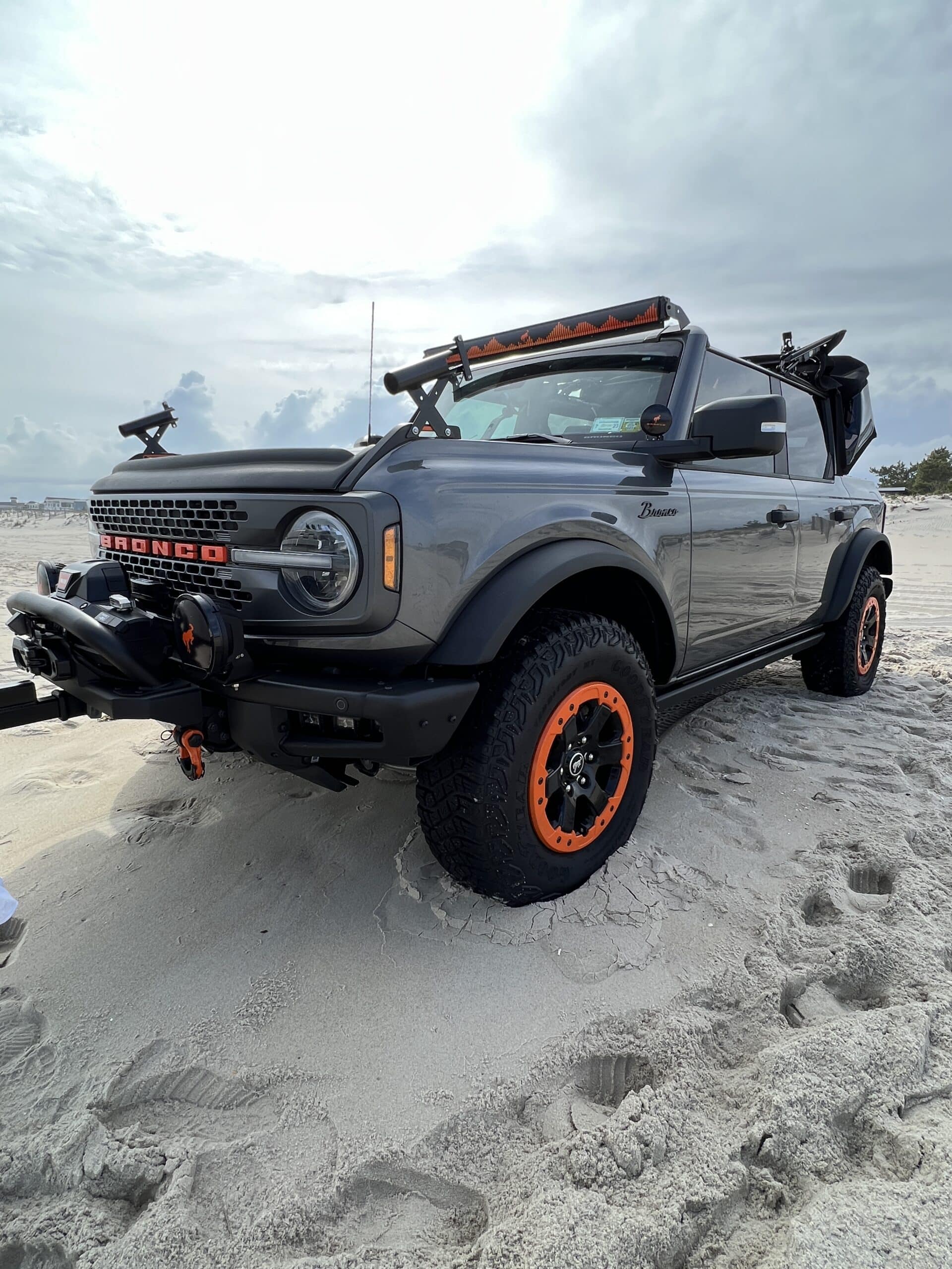 X-Rack Gancio anteriore Ford Bronco 2021+ per piastra verricello acciaio