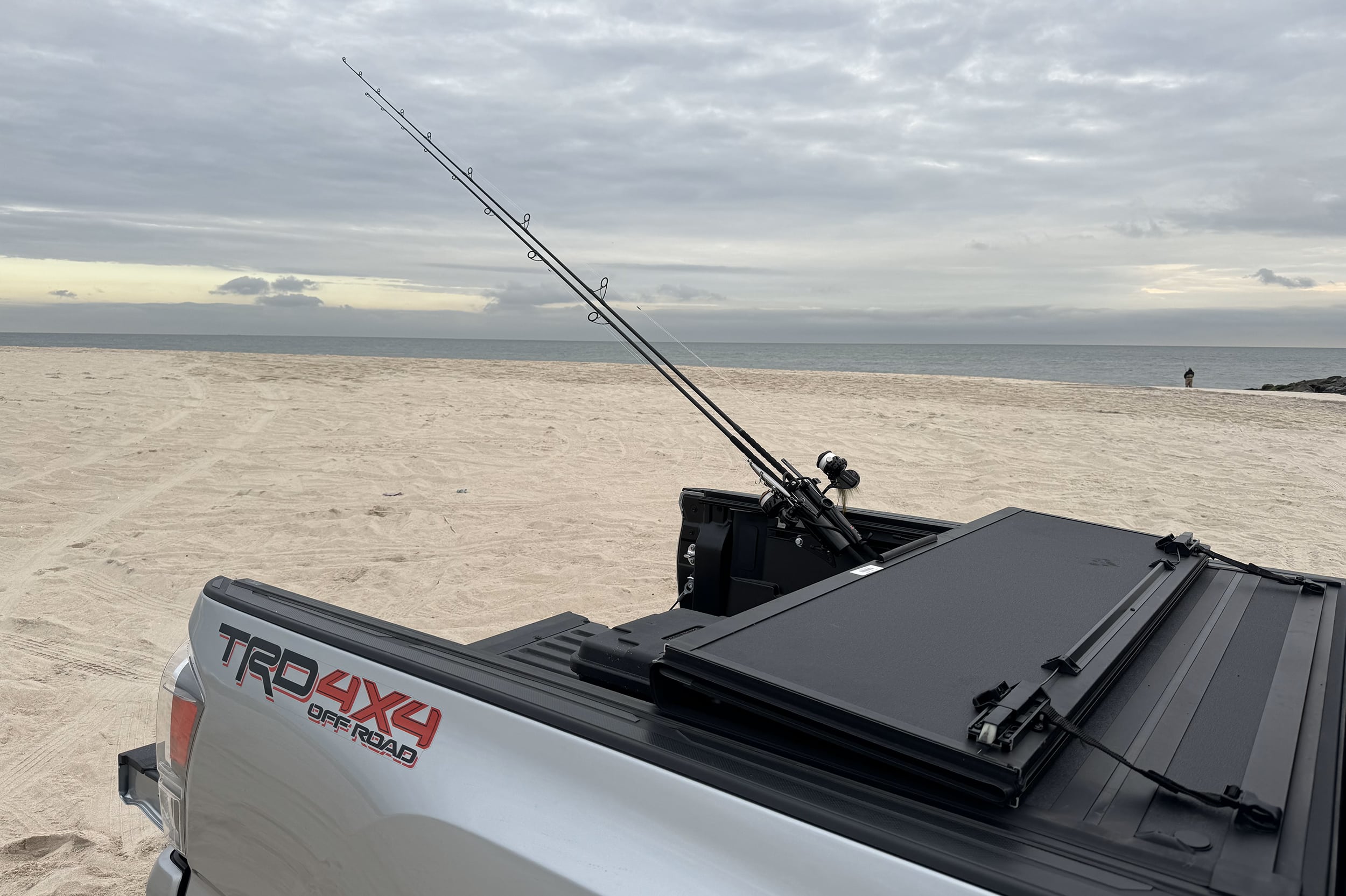 X-Rack X-Rocket Fishing Rod Holder portacanne Tundra Tacoma alluminio