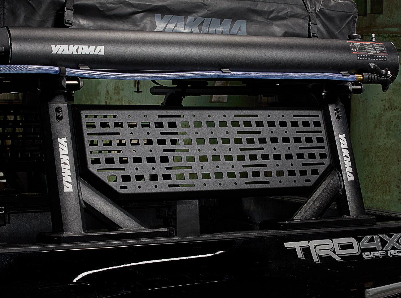 Whispbar OverHaul HD pannello MOLLE Short 36 kg