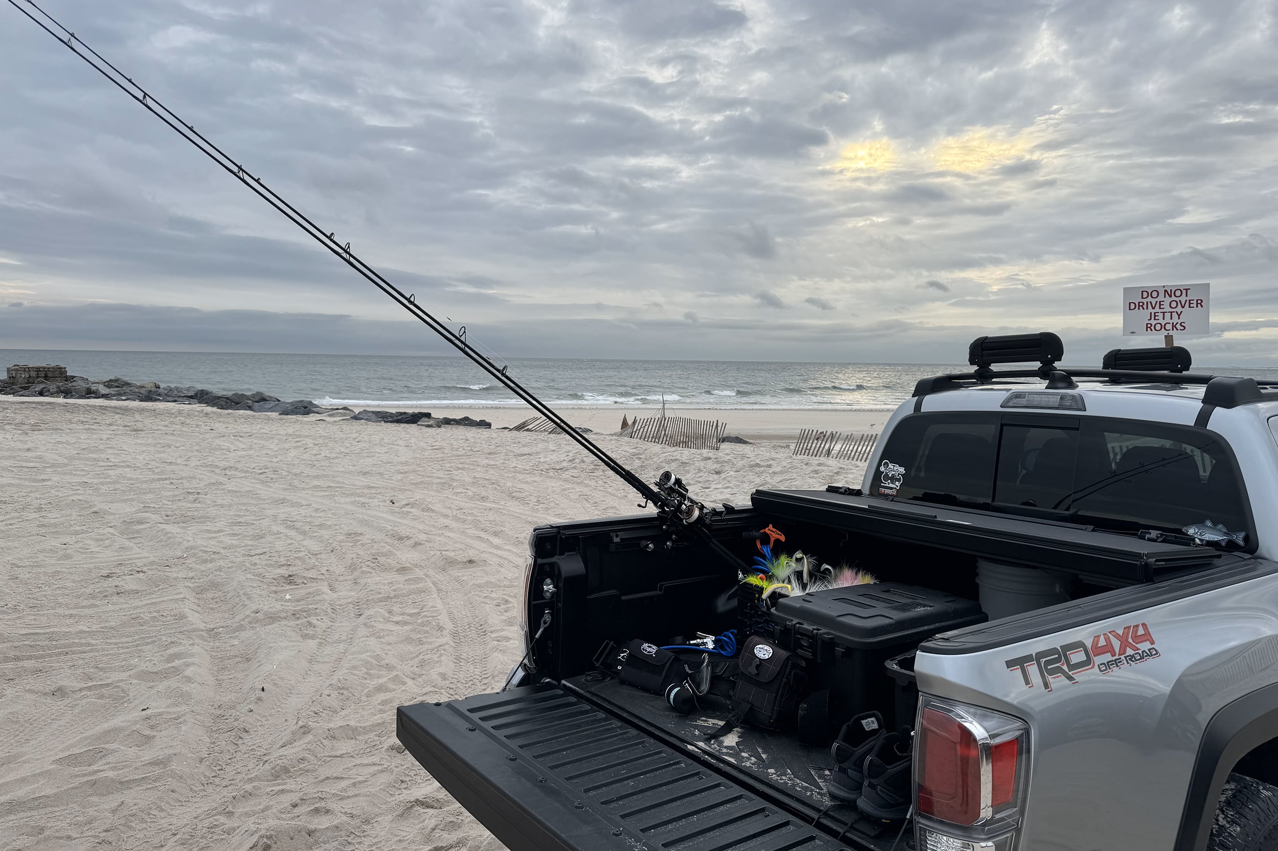 X-Rack X-Rocket Fishing Rod Holder portacanne Tundra Tacoma alluminio
